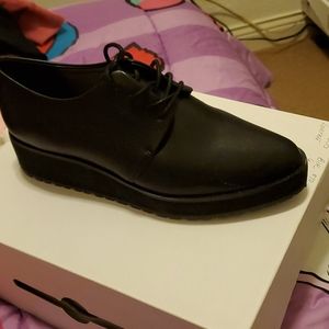 Women shoes